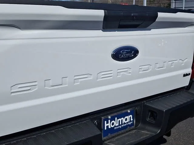 New 2026 Oxford White Ford XL image 16