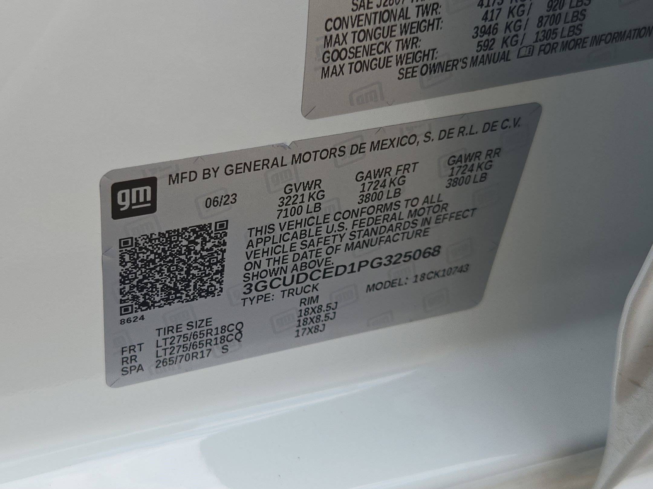 Used 2023 Summit White Chevrolet Custom Trail Boss image 29