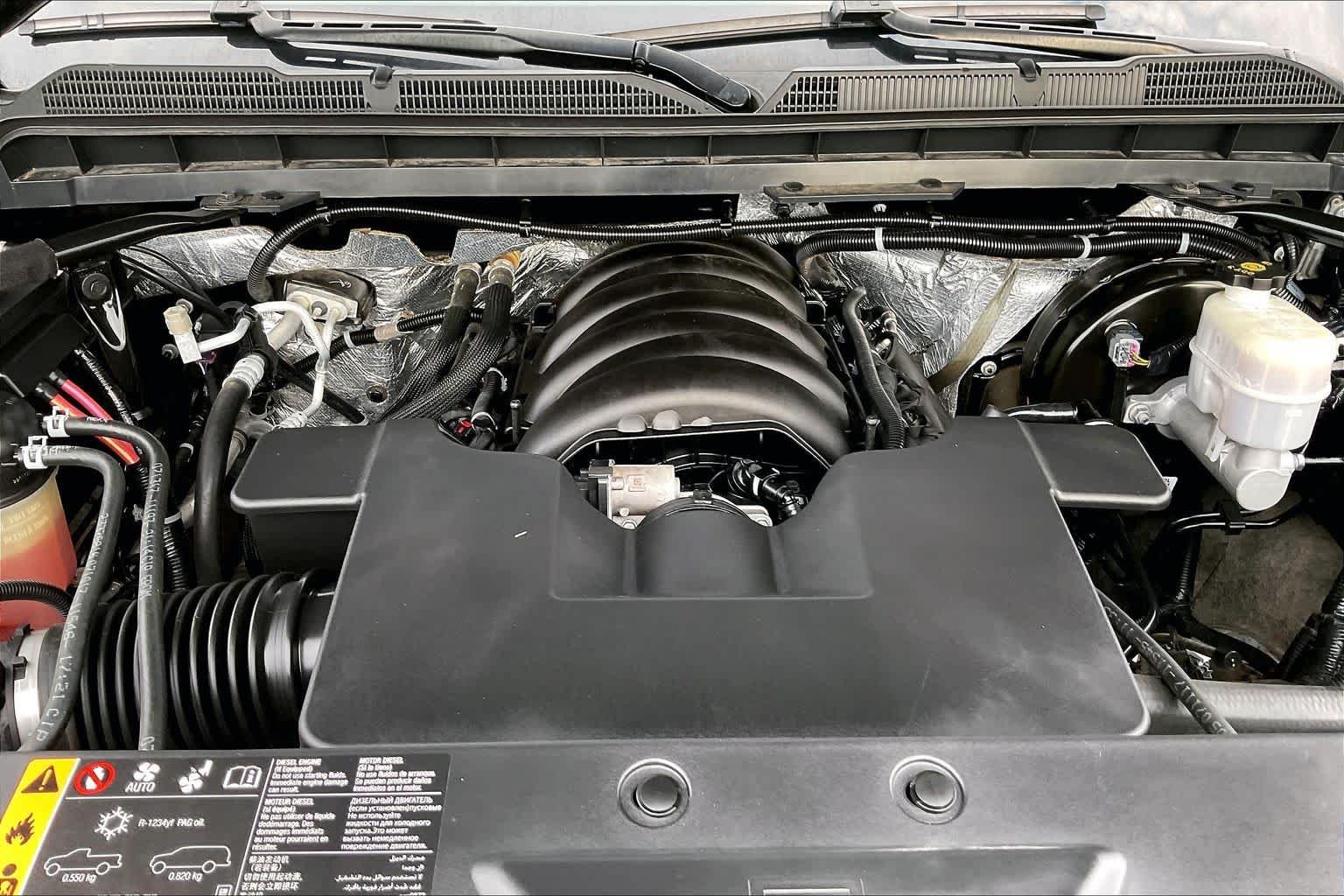 Used 2018 Black Chevrolet High Country image 32