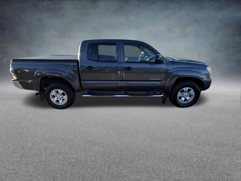 Used 2015 Gray Toyota Base image 7