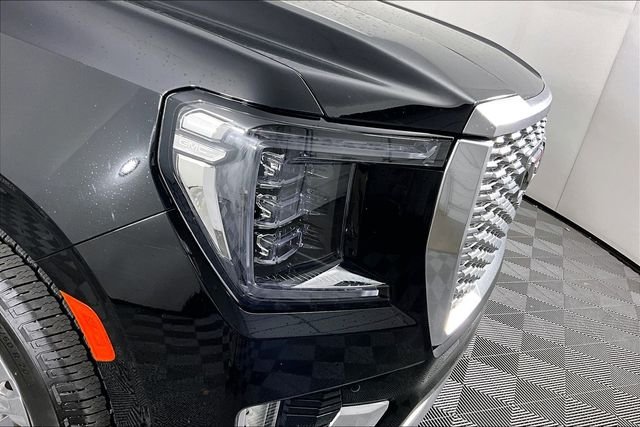 Used 2024 Black GMC Denali image 29