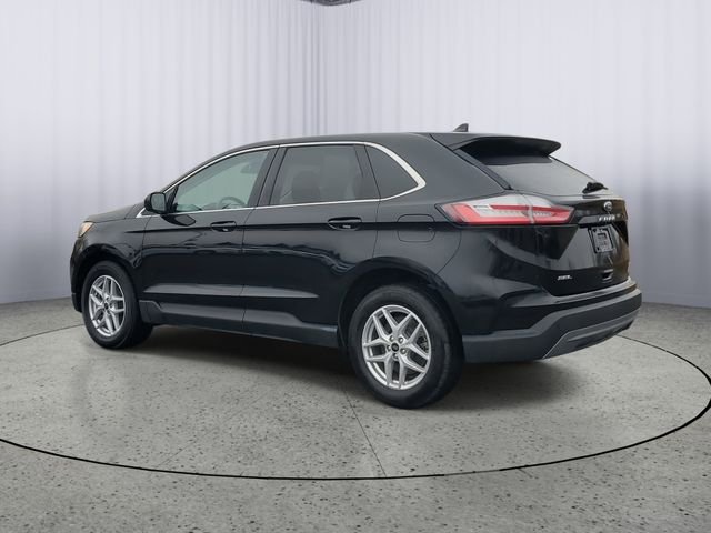 Certified Used 2024 Black Ford SEL image 3