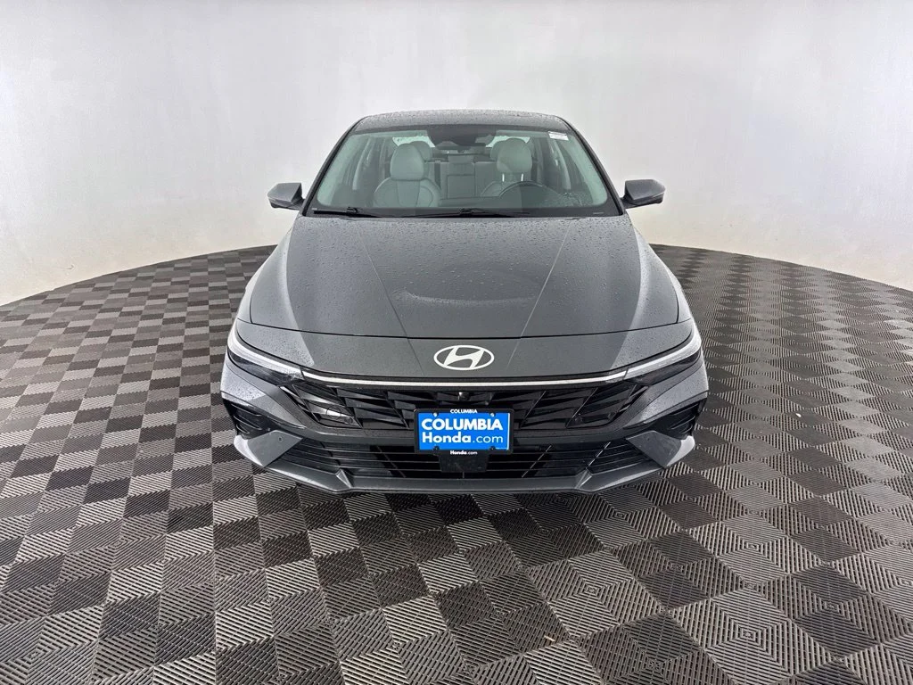 Used 2024 Gray Hyundai Limited image 2