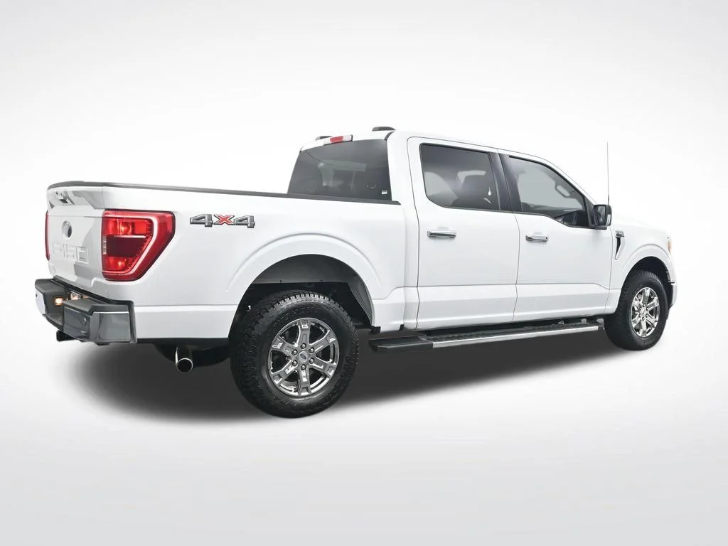 Used 2022 White Ford XLT image 6