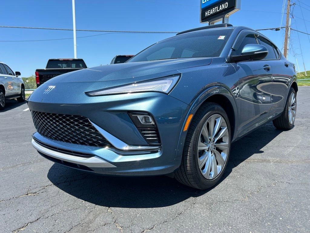 2024 Buick Envista Avenir's photo