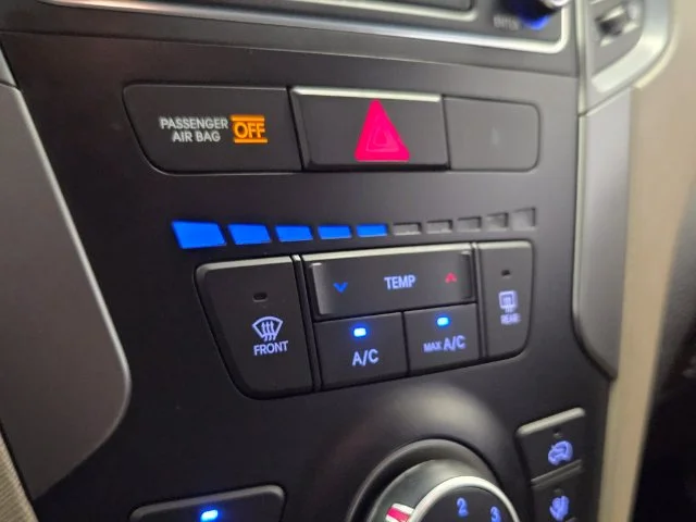 Used 2017 Gray Hyundai 2.4 Base image 24