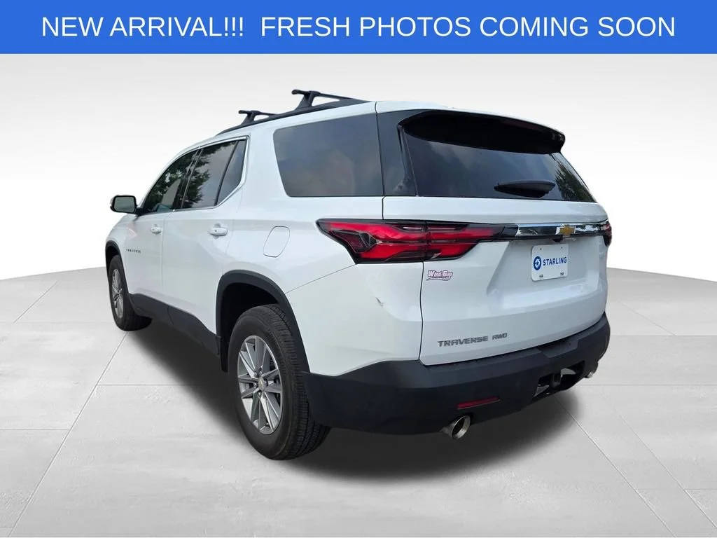 Used 2023 Summit White Chevrolet LT Cloth image 6