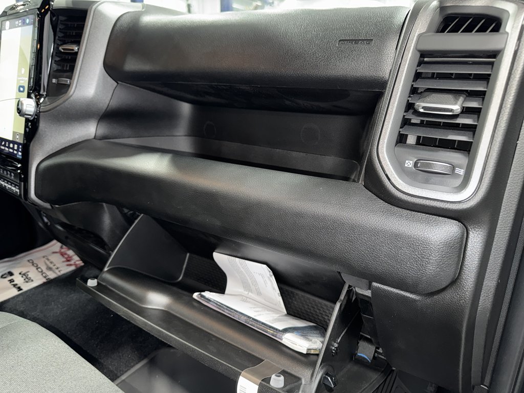 2025 RAM 2500 Tradesman - Photo 14