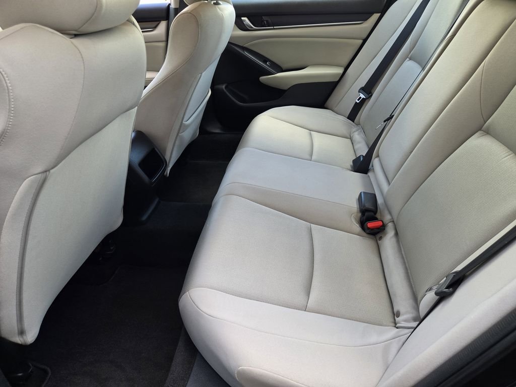 Used 2018 Black Honda LX image 19