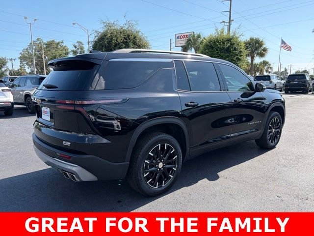 Used 2025 Mosaic Black Metallic Chevrolet LT image 6