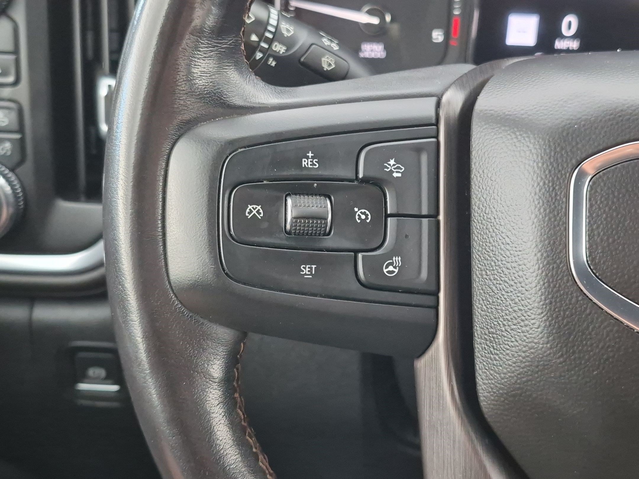 Used 2022 Summit White GMC AT4 image 18