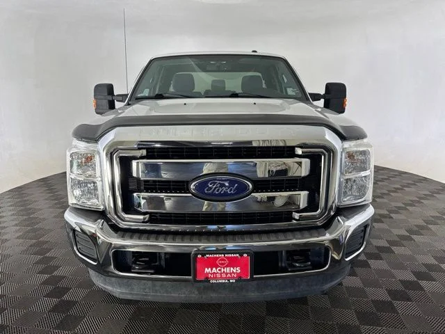 Used 2014 White Ford XLT image 2