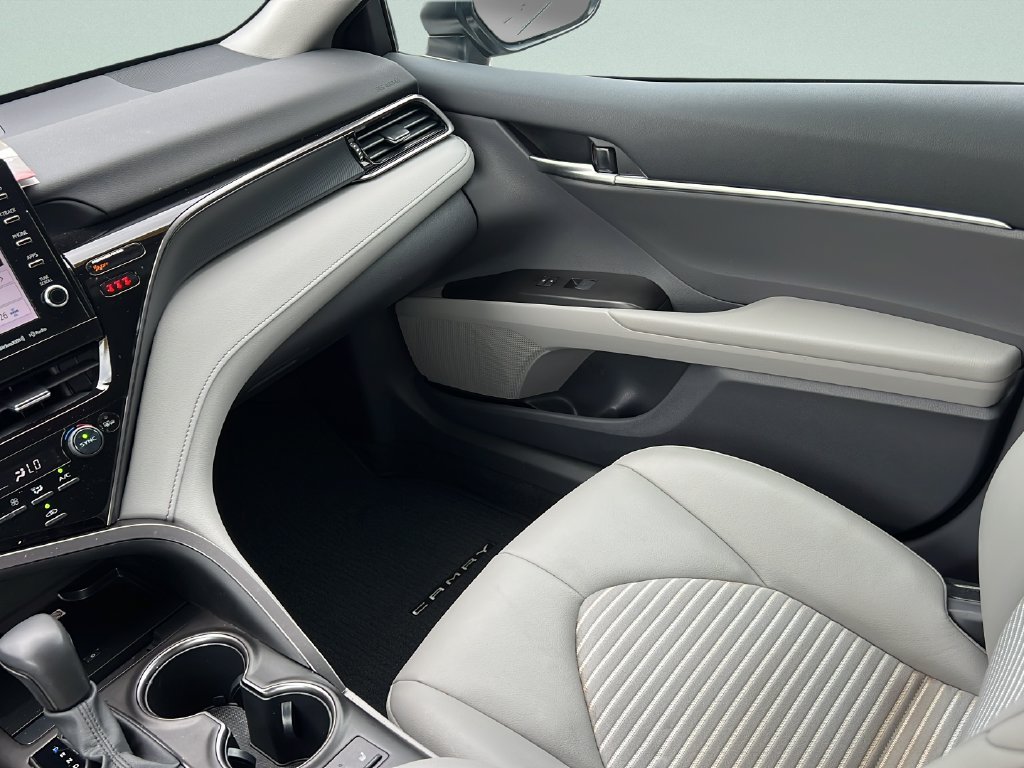 Used 2024 Silver Toyota SE image 12