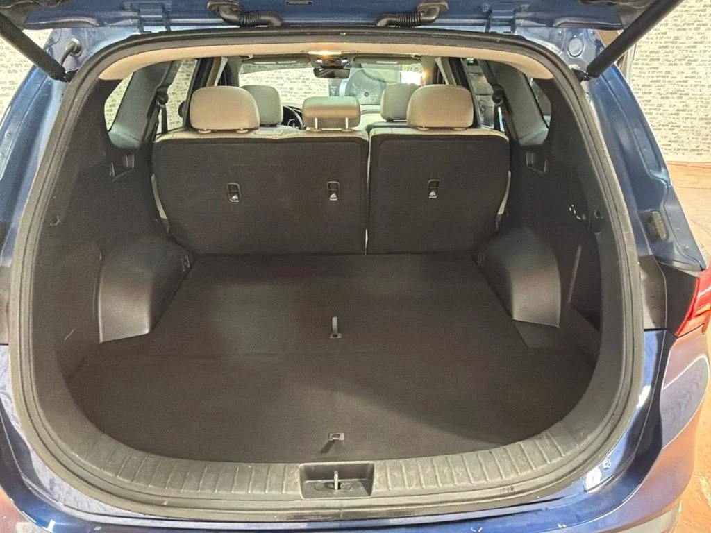 Used 2022 Stormy Blue Hyundai SEL image 13