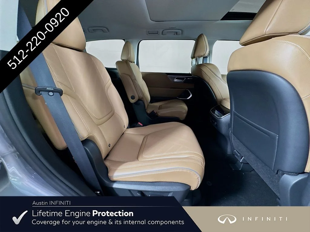 New 2027 Silver INFINITI LUXE image 38