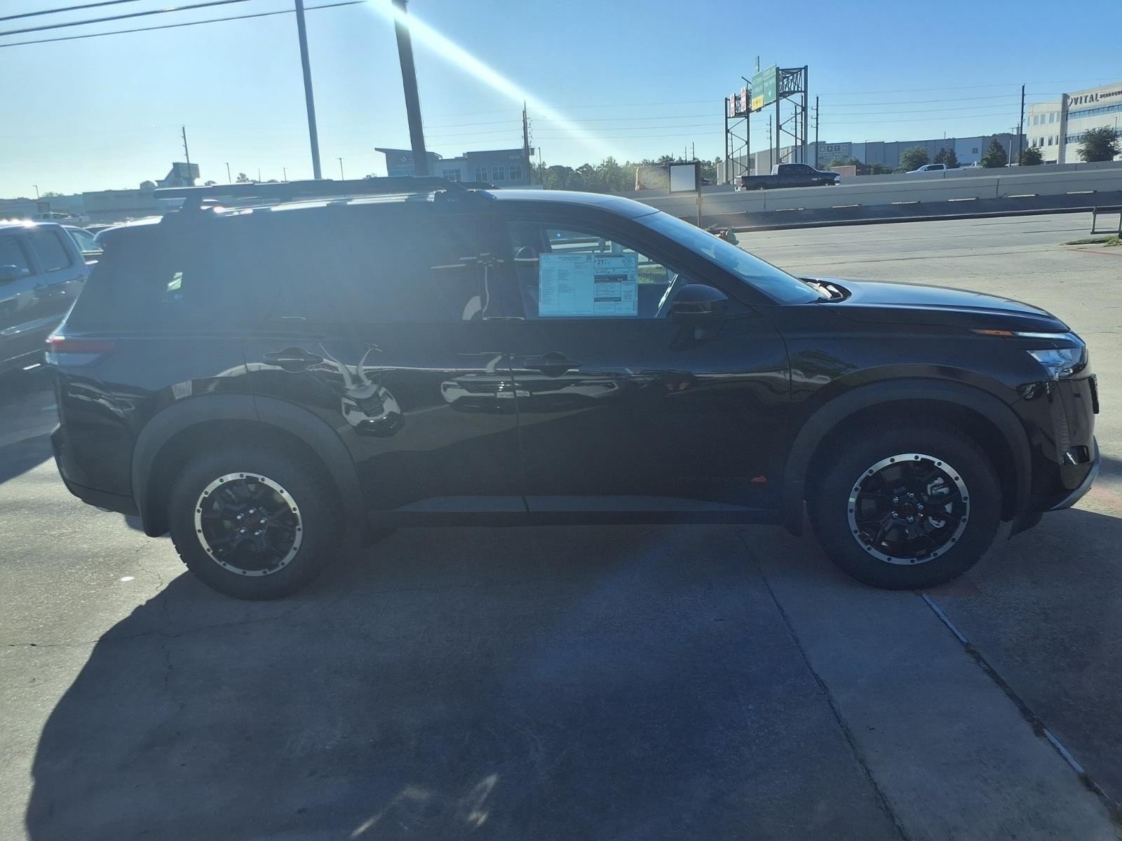 2026 Nissan Pathfinder Rock Creek® Black at Robbins Nissan