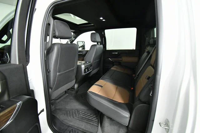 2022 Chevrolet Silverado 3500HD High Country - Photo 25