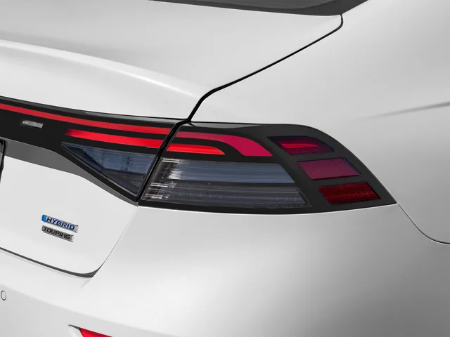 Used 2023 White Honda Touring image 16