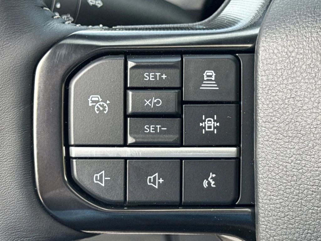 New 2026 White Ford Platinum image 25