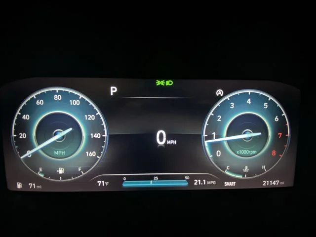 Used 2023 Silver Hyundai SEL image 15