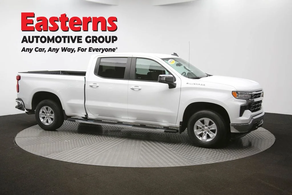 Used 2024 White Chevrolet LT image 44