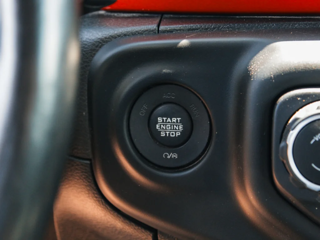 Used 2020 Sting-Gray Clearcoat Jeep Rubicon image 17