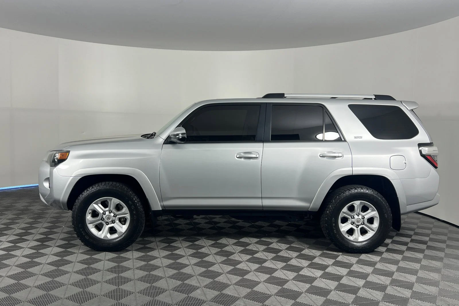 Certified Used 2021 Classic Silver Metallic Toyota SR5 Premium image 6