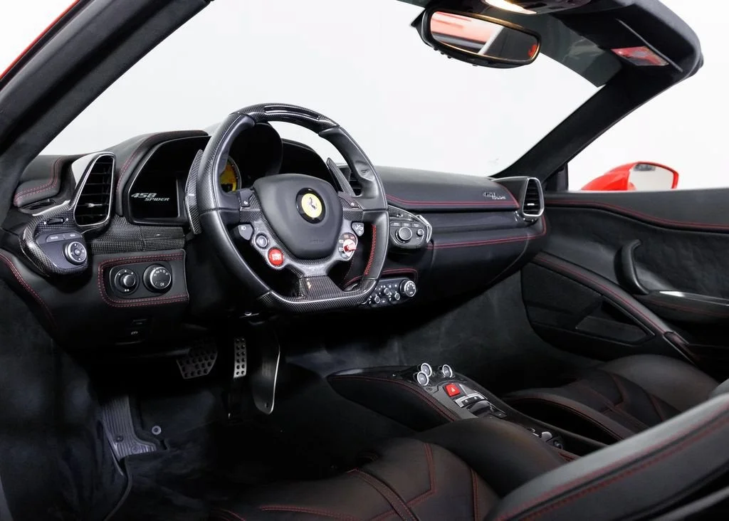 Certified Used 2014 Rosso Corsa Ferrari Base image 19