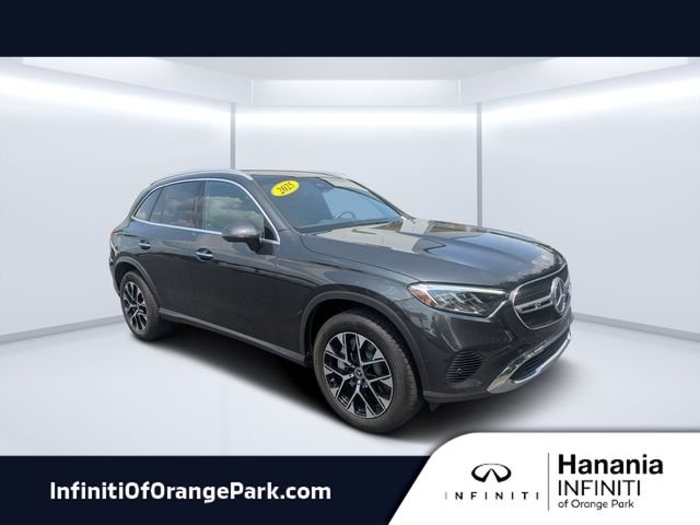 Used 2025  Mercedes-Benz GLC 350e image 1