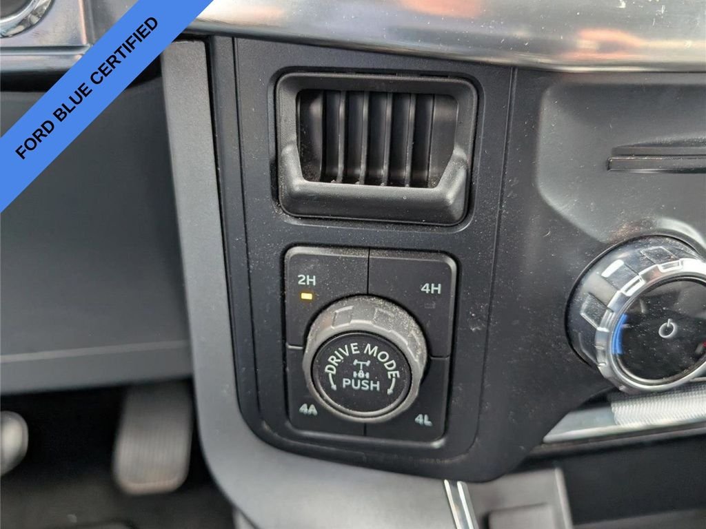 Used 2022 Silver Ford Lariat image 26
