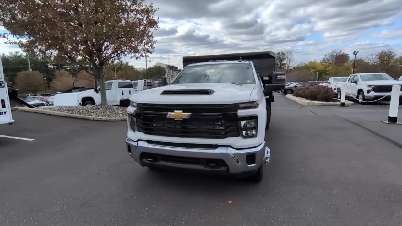 2025 Chevrolet Silverado 3500 HD Work Truck - Photo 35