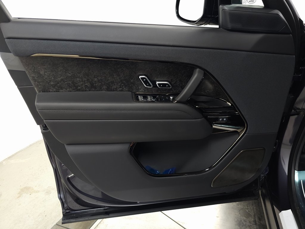 2026 LAND ROVER RANGE ROVER SPORT - Image 12