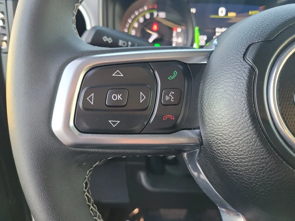 Certified Used 2025 Gray Jeep Sahara 4xe image 27