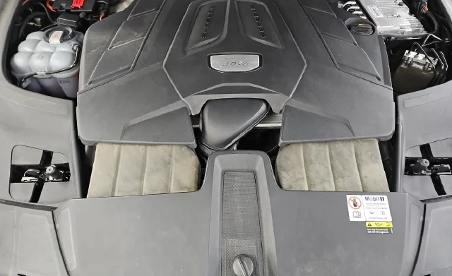 Used 2023 Black Porsche Platinum Edition image 19
