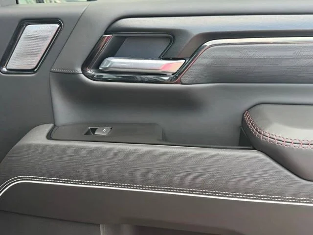 Used 2026 Onyx Black GMC AT4X image 25