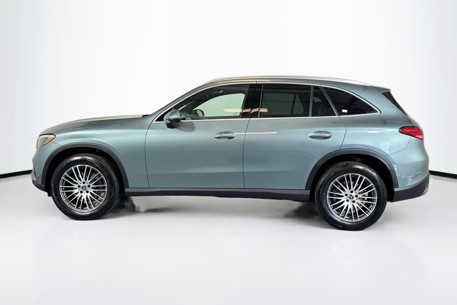 New 2026 Verde Silver Metallic Mercedes-Benz GLC 300 image 8