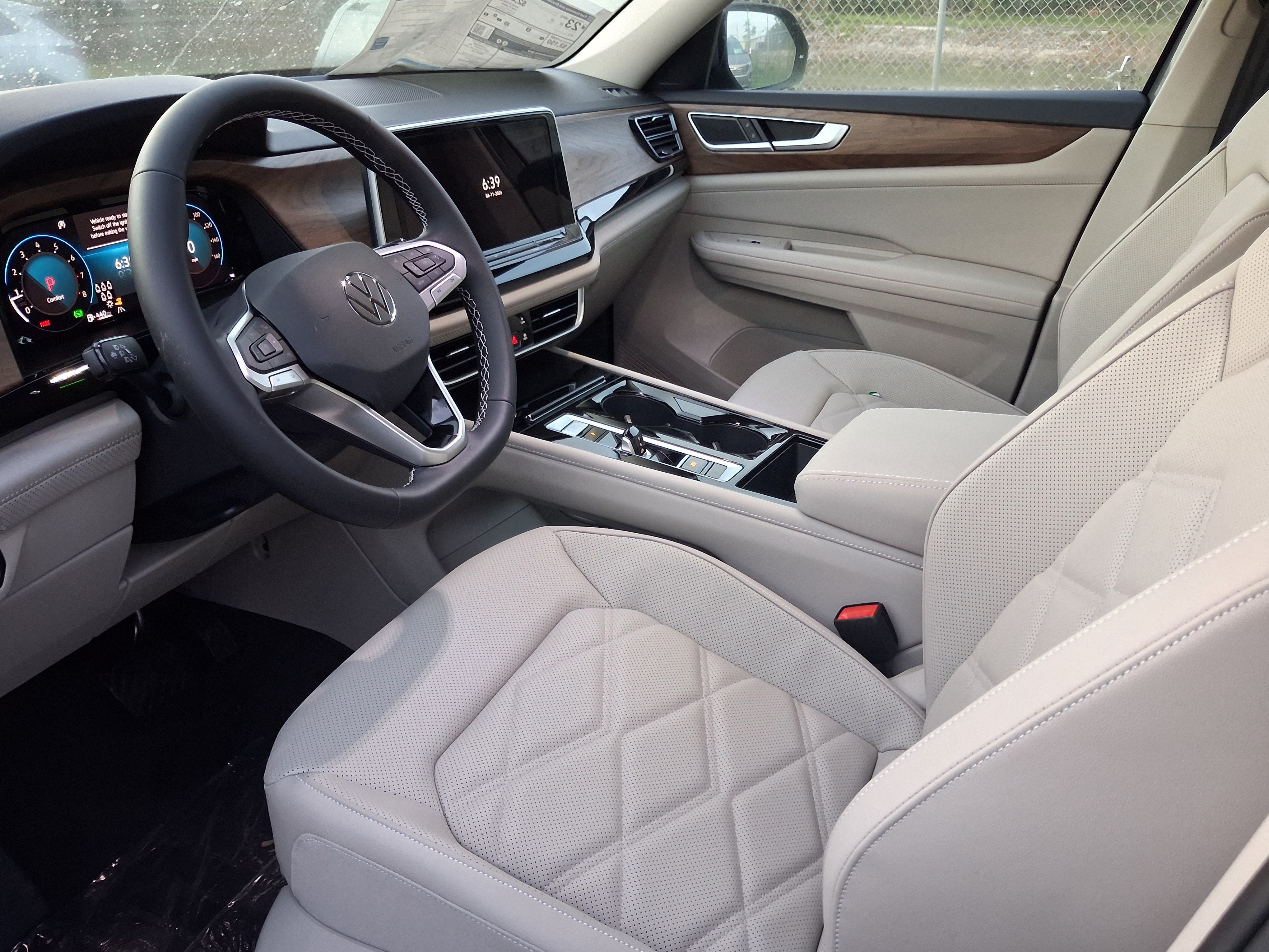 New 2026 Gray Volkswagen 2.0T SE w/Technology image 7