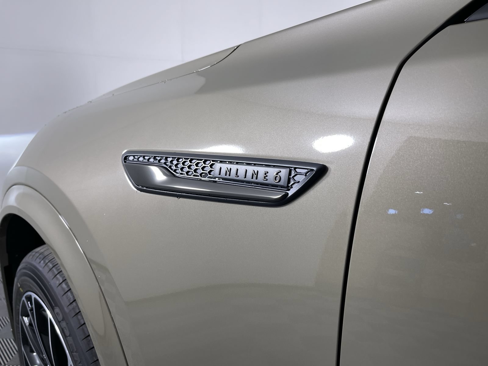 New 2026 Zircon Sand Metallic Mazda 3.3 Turbo S Premium image 27