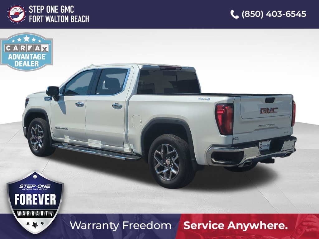 Used 2025 White GMC SLT image 4