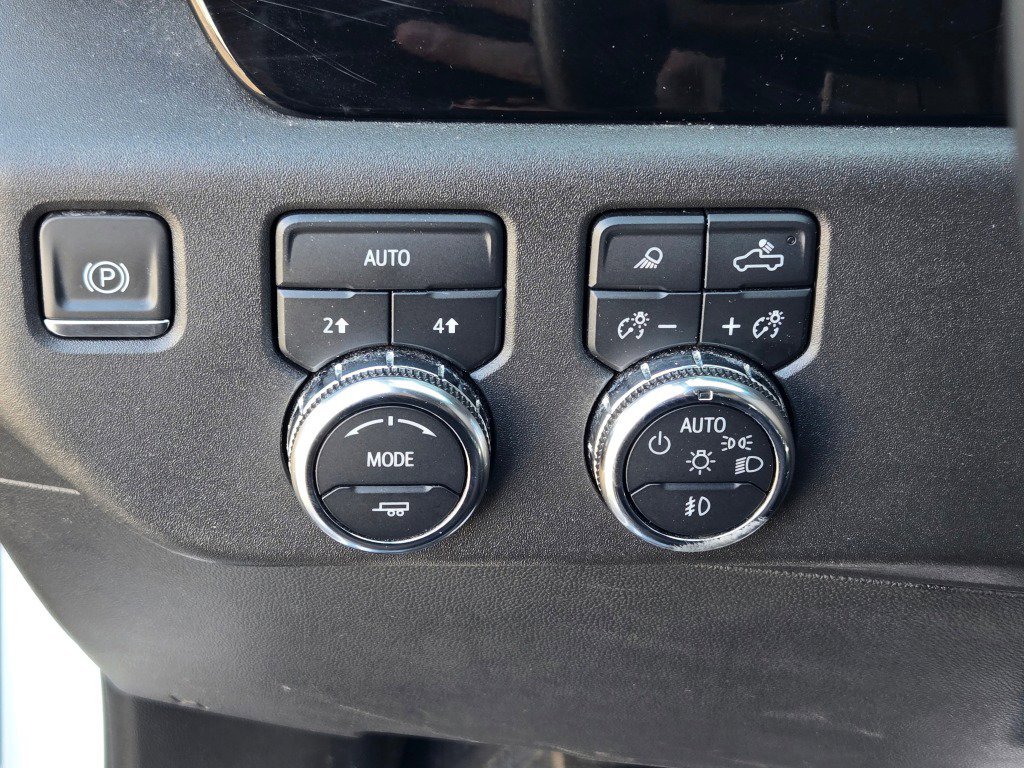 2024 GMC Sierra 1500 SLT - Photo 28