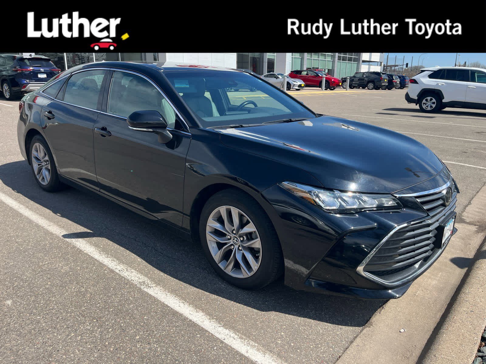 Used 2019 Midnight Black Metallic Toyota XLE image 1