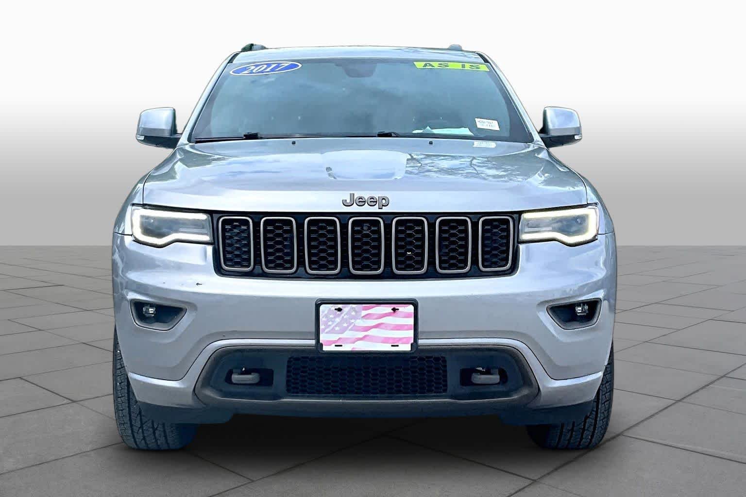 Used 2017 Billet Silver Metallic Clearcoat Jeep Limited 75th Anniversary Edition image 4