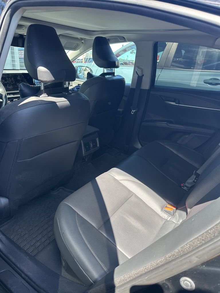 2025 Toyota Camry XLE photo 5