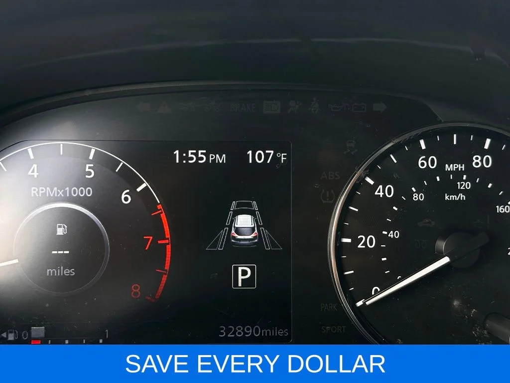 Used 2023 Orange Nissan SR image 10