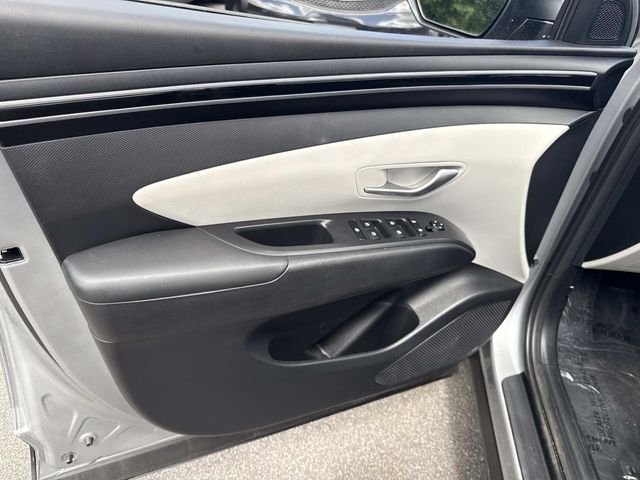Used 2023 Shimmering Silver Hyundai SEL image 21