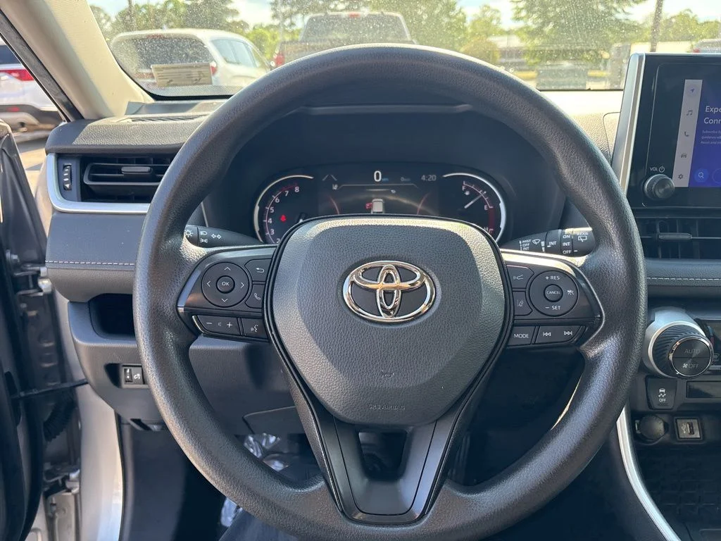 Used 2024 Silver Toyota XLE image 21