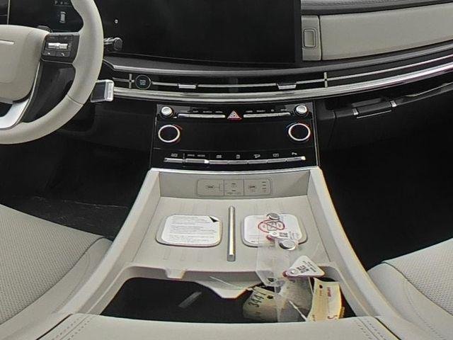 New 2027 Gray Hyundai SEL AWD image 37