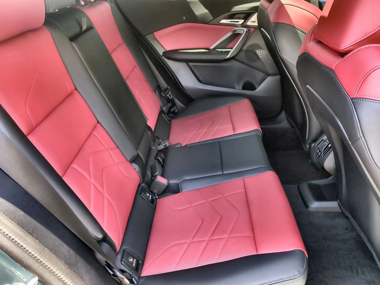 2025 BMW X2 28i - Photo 22