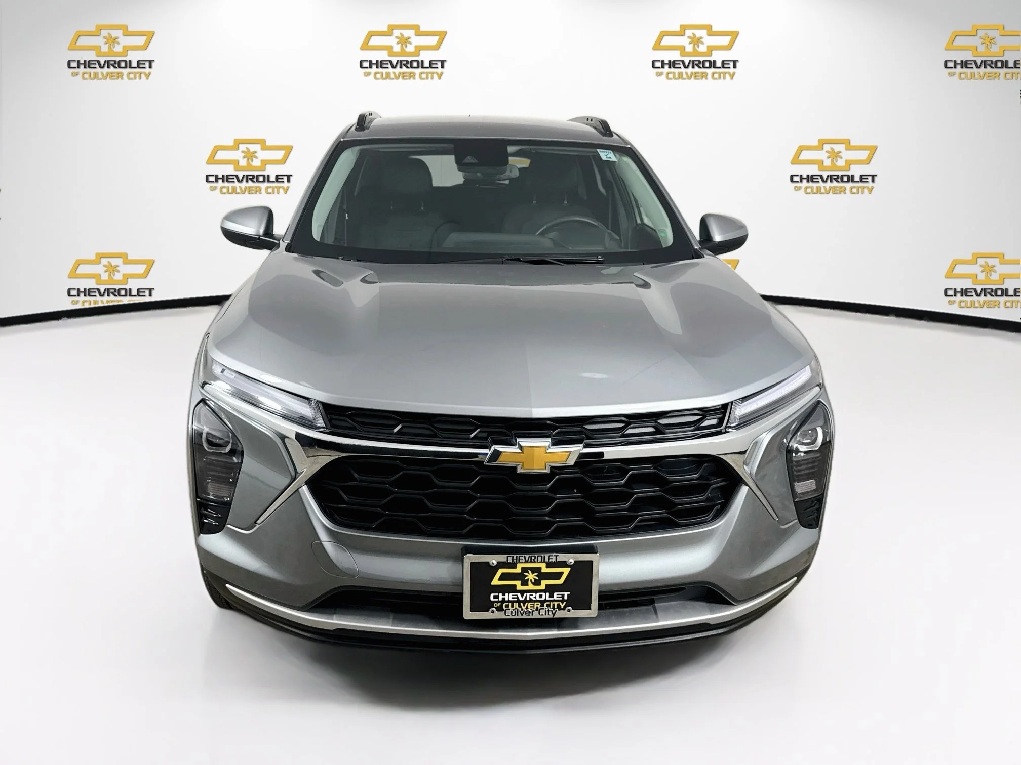Used 2025 Sterling Gray Metallic Chevrolet LT image 2