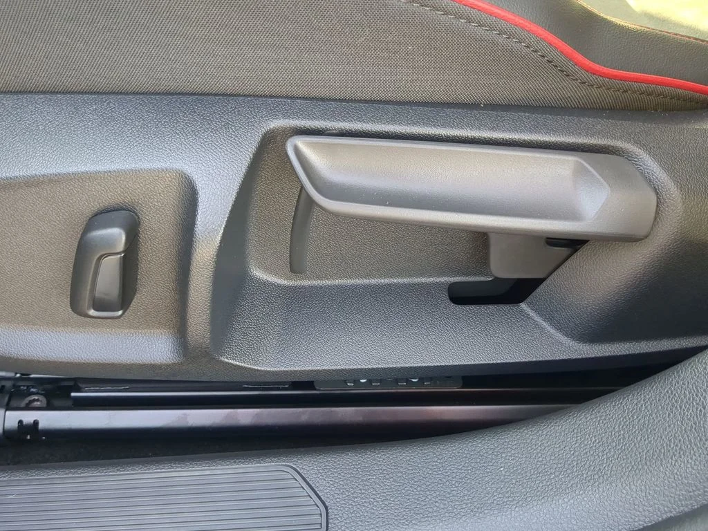 2026 Volkswagen Golf GTI SE - Photo 19
